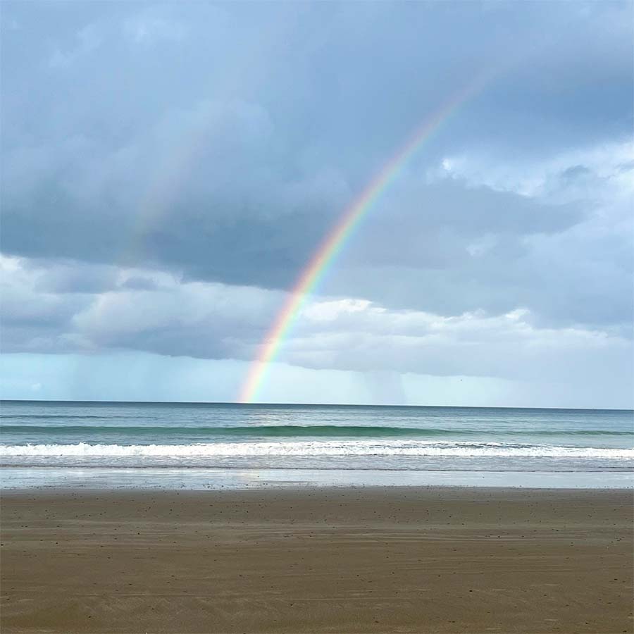 arcenciel-mer-pluie-sable